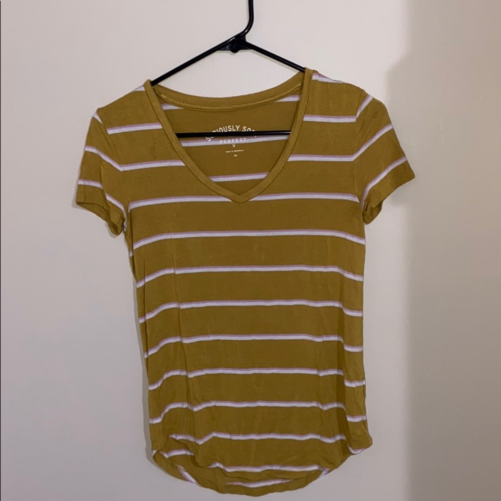 B1G1❤️V- neck striped soft t-shirt